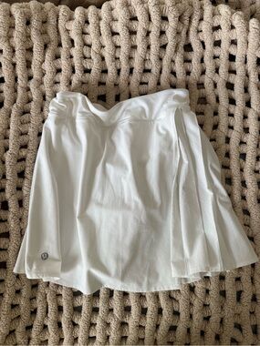 Lululemon asymmetrical white tennis skirt
